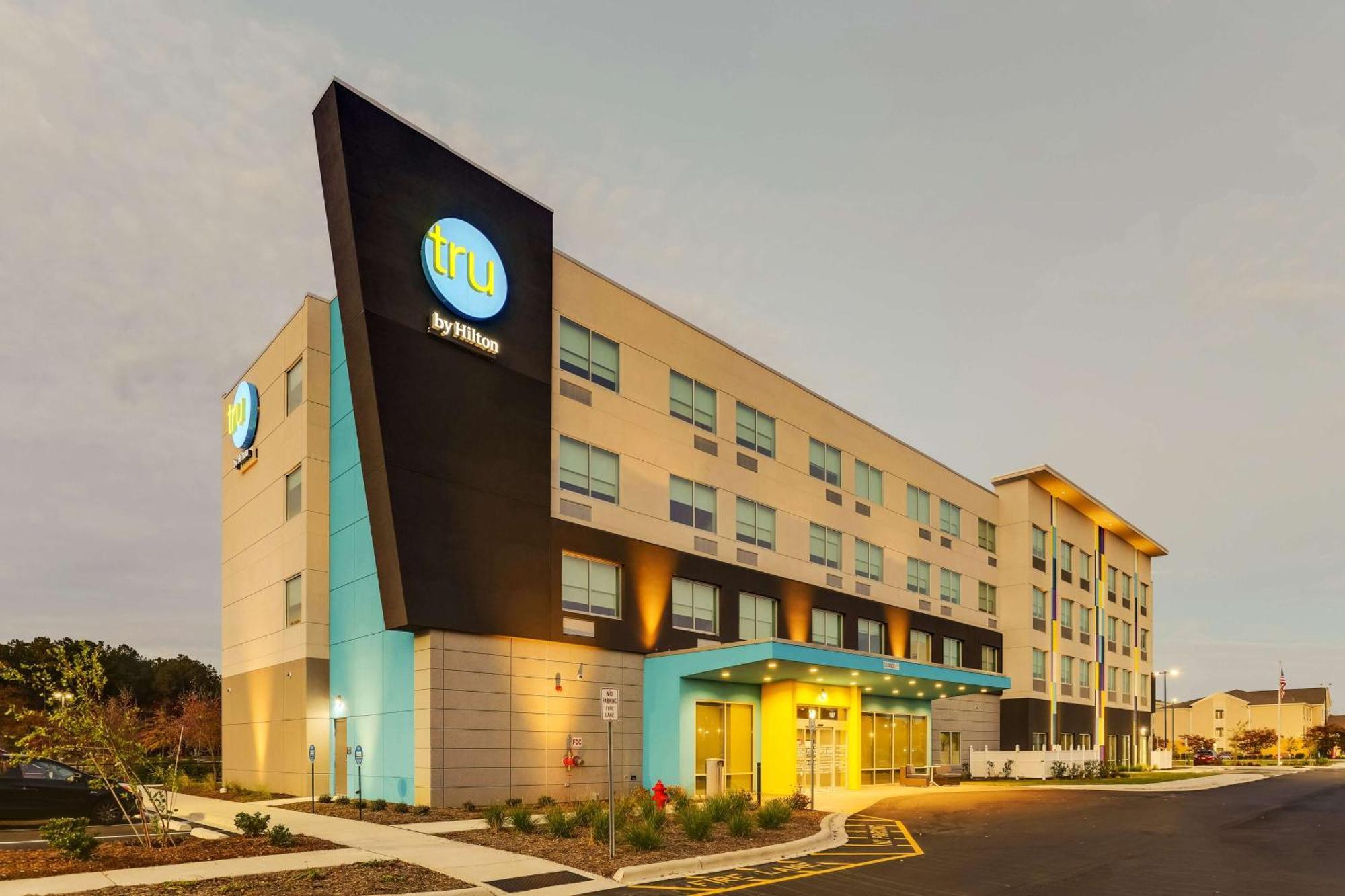 Tru By Hilton Smithfield I-95 Hotel Bagian luar foto