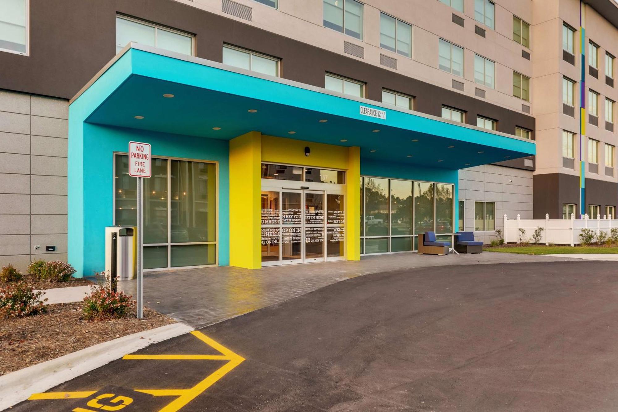 Tru By Hilton Smithfield I-95 Hotel Bagian luar foto