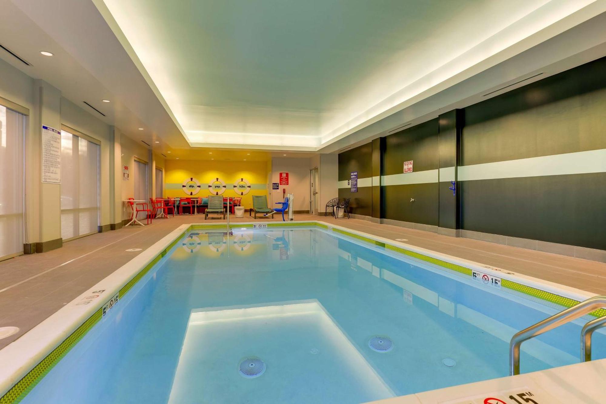 Tru By Hilton Smithfield I-95 Hotel Bagian luar foto