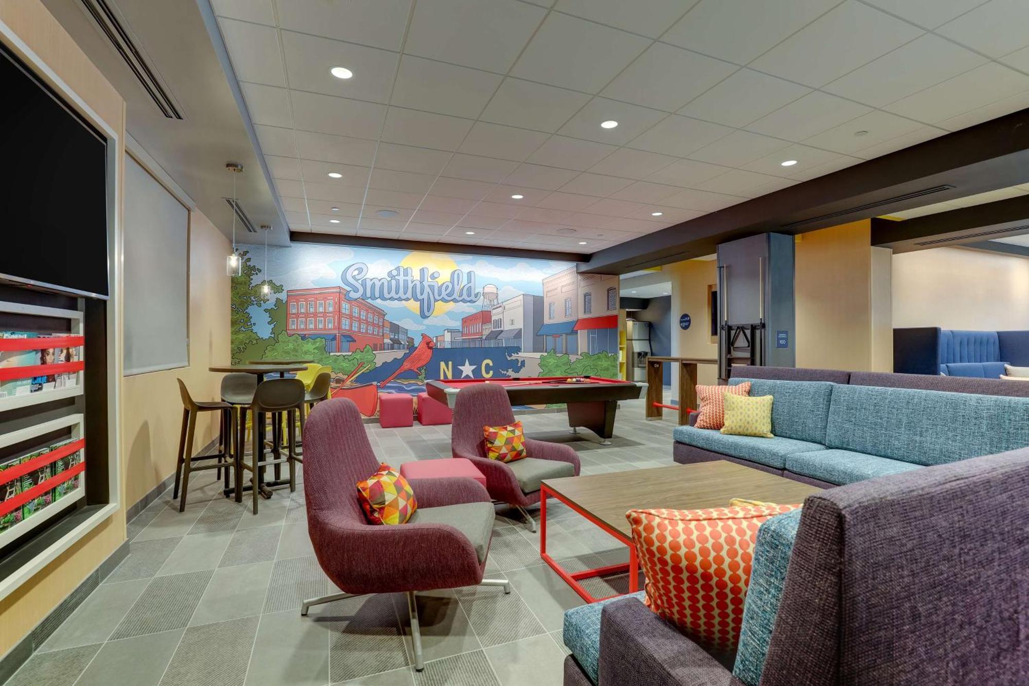 Tru By Hilton Smithfield I-95 Hotel Bagian luar foto