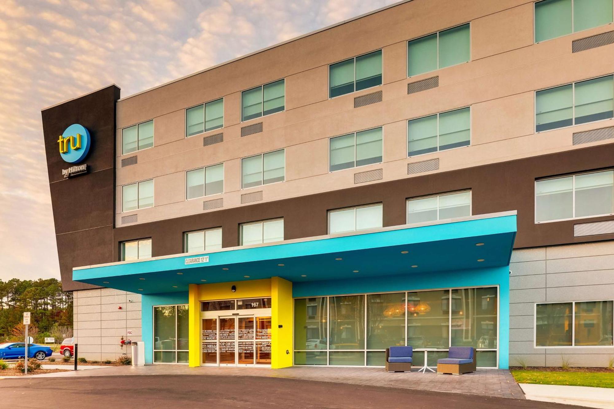 Tru By Hilton Smithfield I-95 Hotel Bagian luar foto
